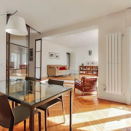 Apartament Saint Lazare