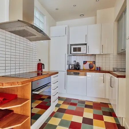 Saint Lazare Apartament *