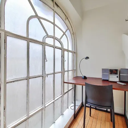 Saint Lazare Apartament